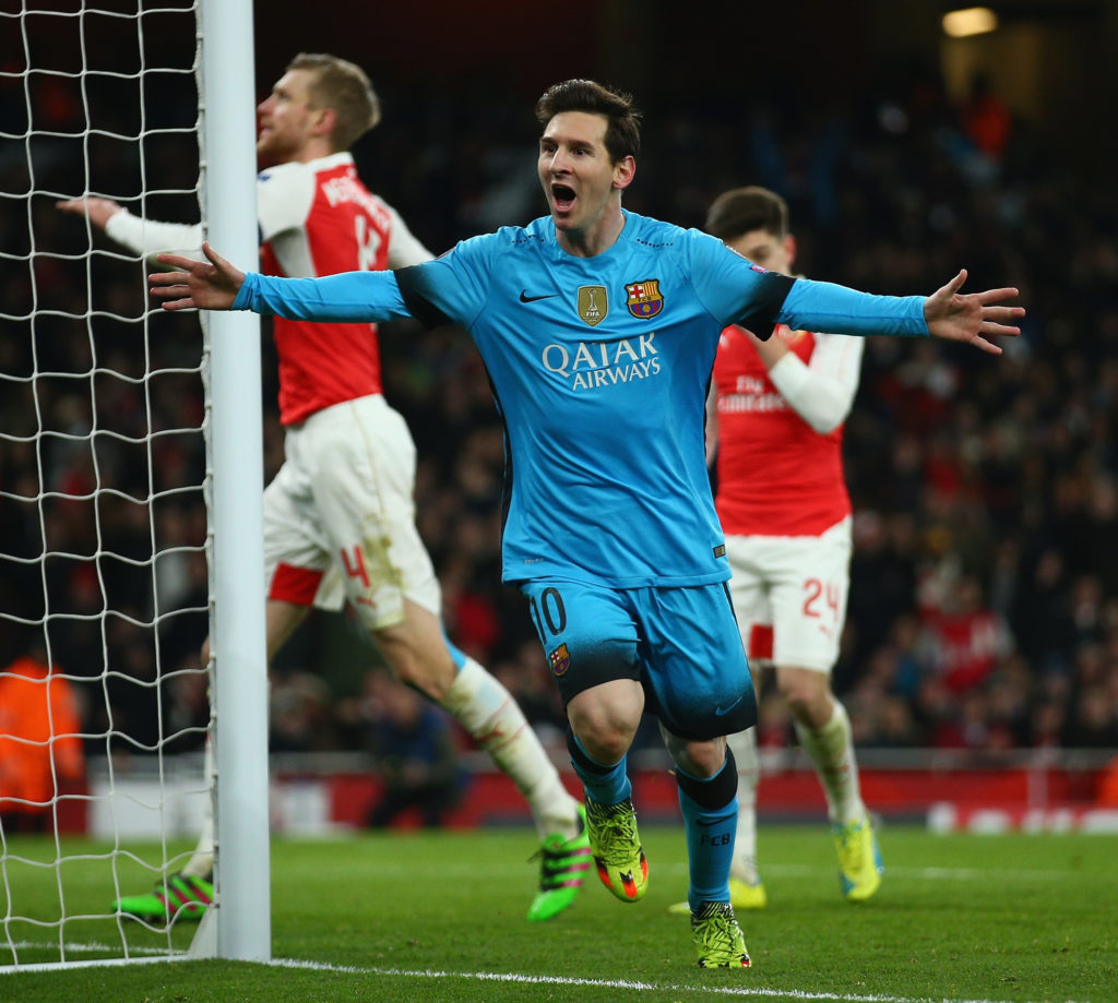 Arsenal FC v FC Barcelona - UEFA Champions League Round of 16: First Leg