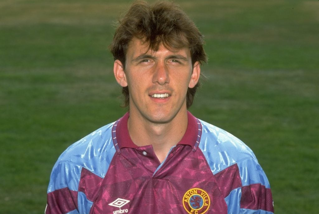 Tony Cascarino of Aston Villa