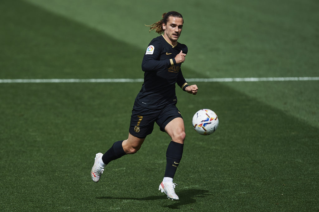 Villarreal CF v FC Barcelona - La Liga Santander