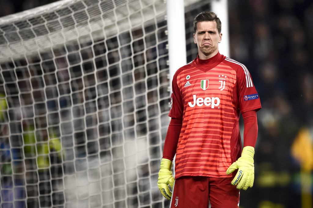 Wojciech Szczesny of Juventus FC looks dejected during the