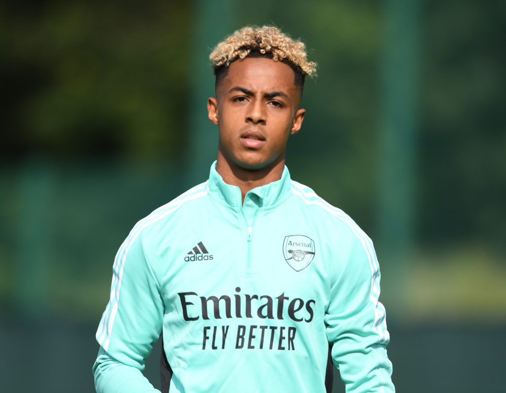 Omari Hutchinson to sign for Chelsea