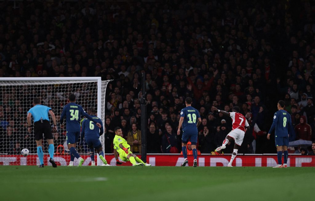 Arsenal winger Bukayo Saka scores vs PSV Eindhoven in Champions League