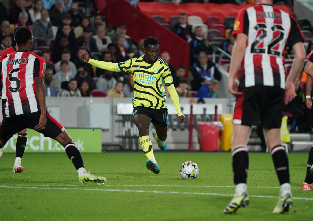 Arsenal striker Eddie Nketiah shoots at goal vs Brentford in Carabao Cup Third Round