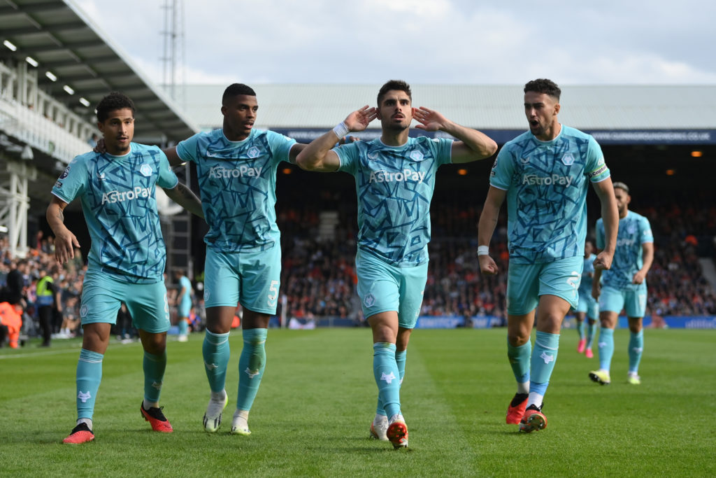 Luton Town v Wolverhampton Wanderers - Premier League