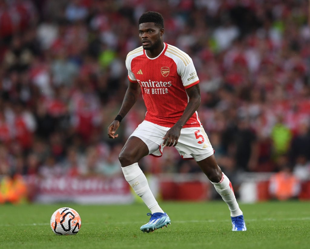 Arsenal midfielder Thomas Partey in action v Manchester City in Premier League amid injury in news round-up
