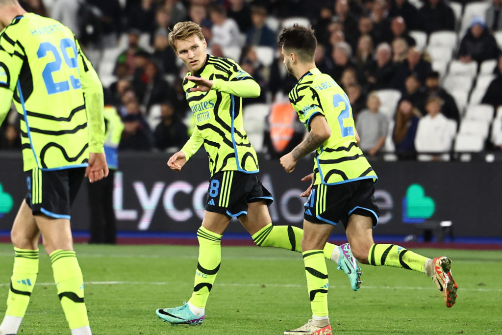 FBL-ENG-LCUP-WEST HAM-ARSENAL