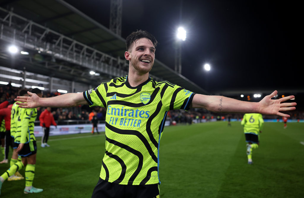 Luton Town v Arsenal FC - Premier League
