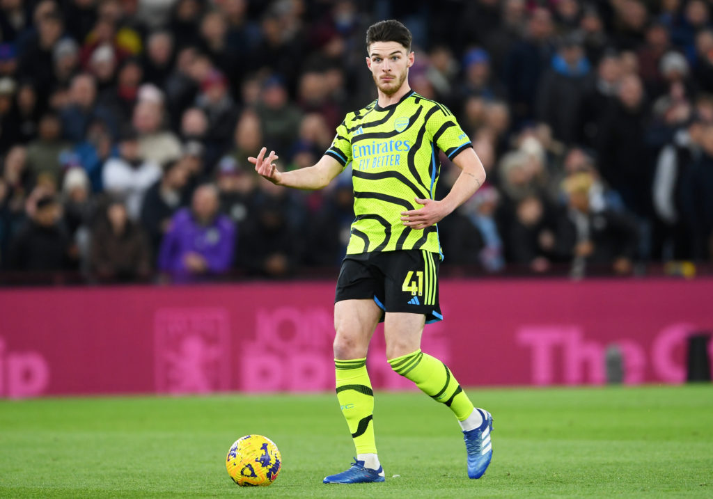 Aston Villa v Arsenal FC - Premier League
