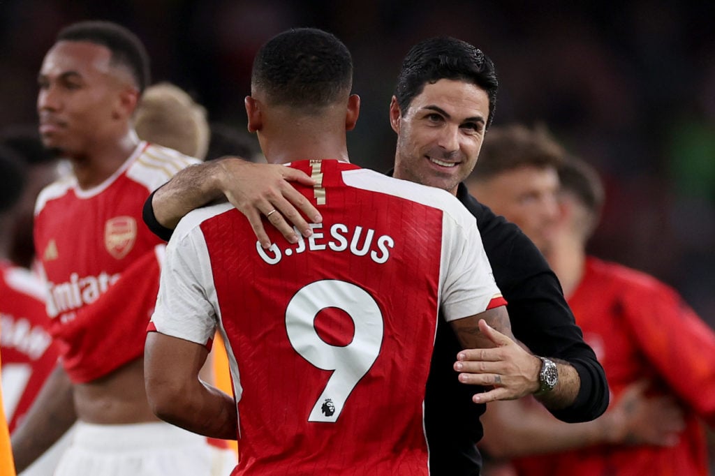 Mikel Arteta embraces Gabriel Jesus after an Arsenal game