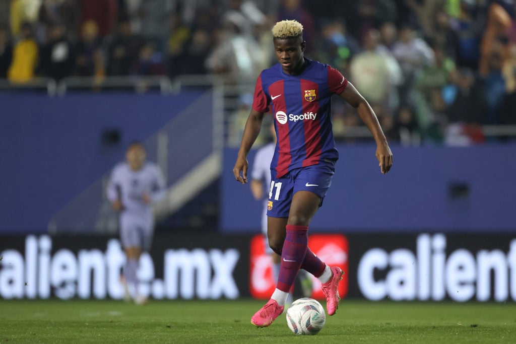 Barcelona v America - Friendly Match