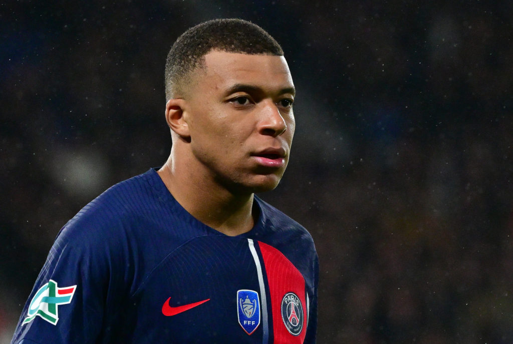 Paris Saint-Germain v Stade Brestois - French Cup