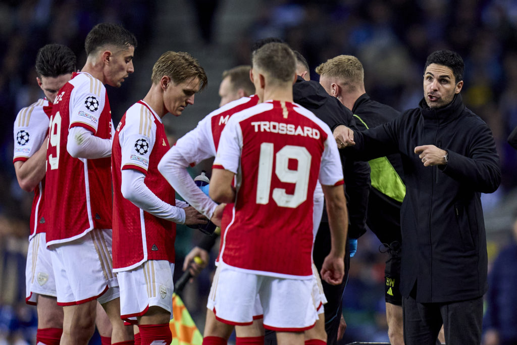 Arsenal manager Mikel Arteta gives instructions vs FC Porto in Round of 16 First Leg of UEFA Champions League 2023/24