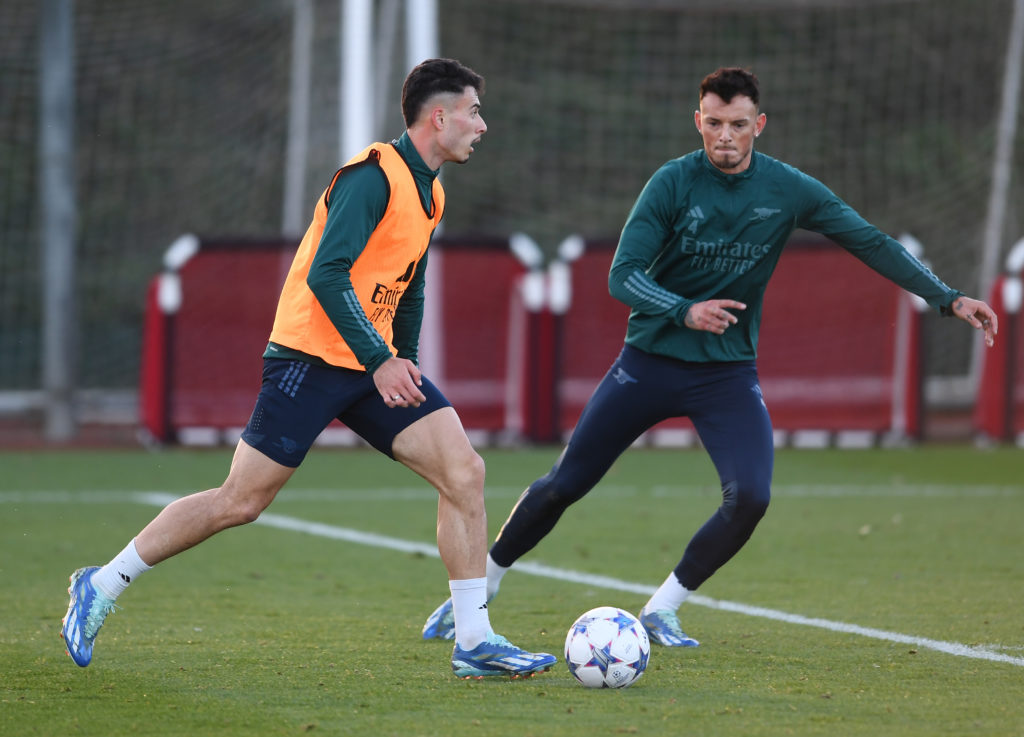 Arsenal players Gabriel Martinelli and Ben White in training