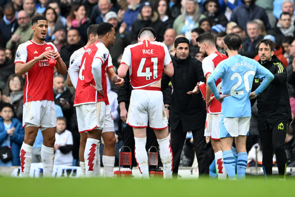 Arsenal manager Mikel Arteta reacts vs Manchester City in Premier League