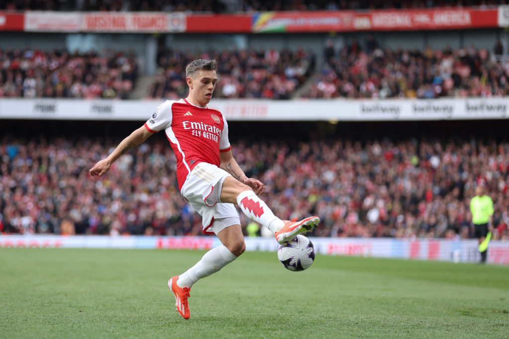 Arsenal FC v Aston Villa - Premier League
