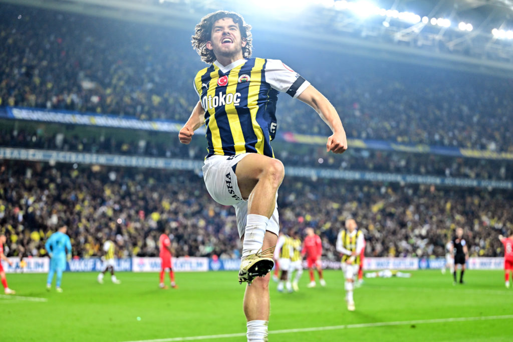 Fenerbahce v Siltas Yapi Pendikspor - Turkish Super Lig