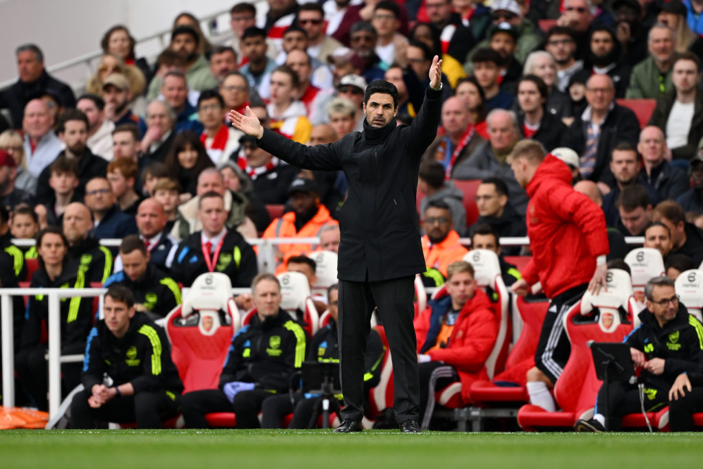 Arsenal FC v Aston Villa - Premier League