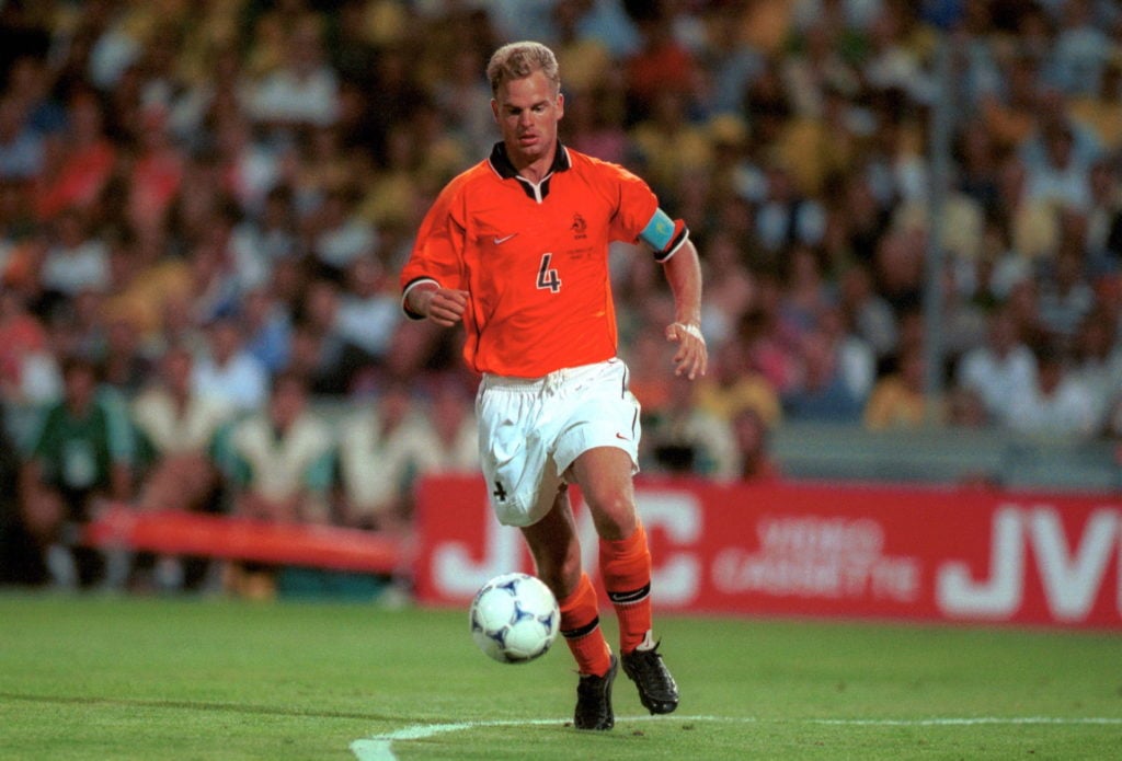 1998 FIFA World Cup in France Frank de Boer * 15.05.1970- Football player, Netherlands, member of the national team Semi-final in Marseille: Netherlands 2 - 4 Brazil (after penalty shootout) - Scene of the match: Dutch Captain Frank de Boer in action