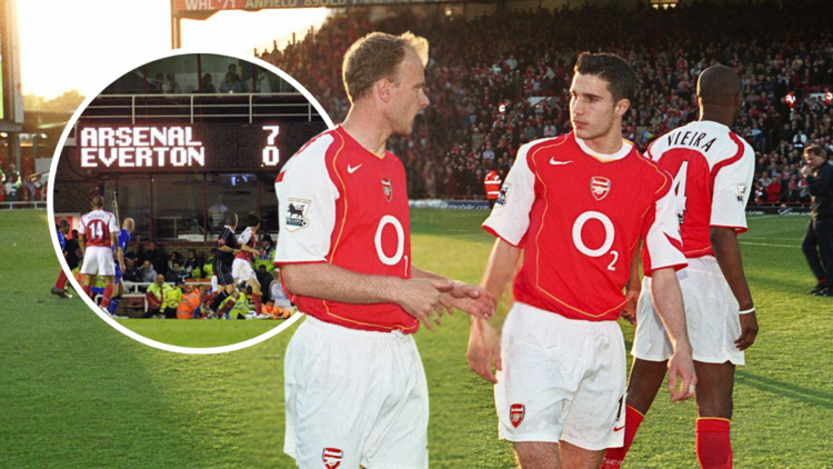 Dennis Bergkamp with Robin van Persie of Arsenal.