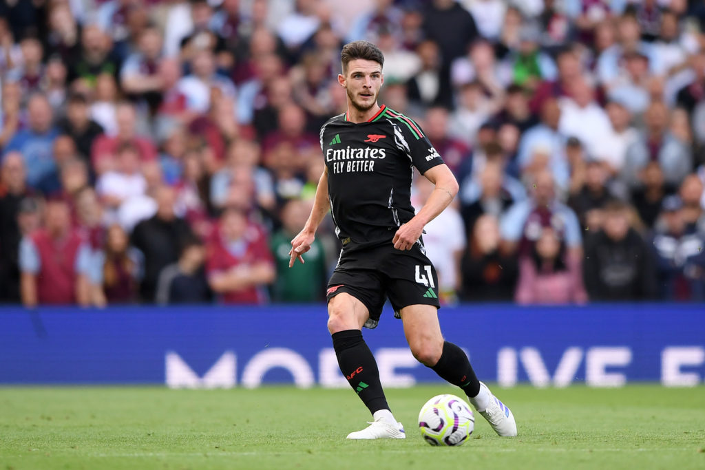 Aston Villa FC v Arsenal FC - Premier League