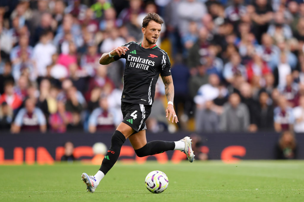 Aston Villa FC v Arsenal FC - Premier League