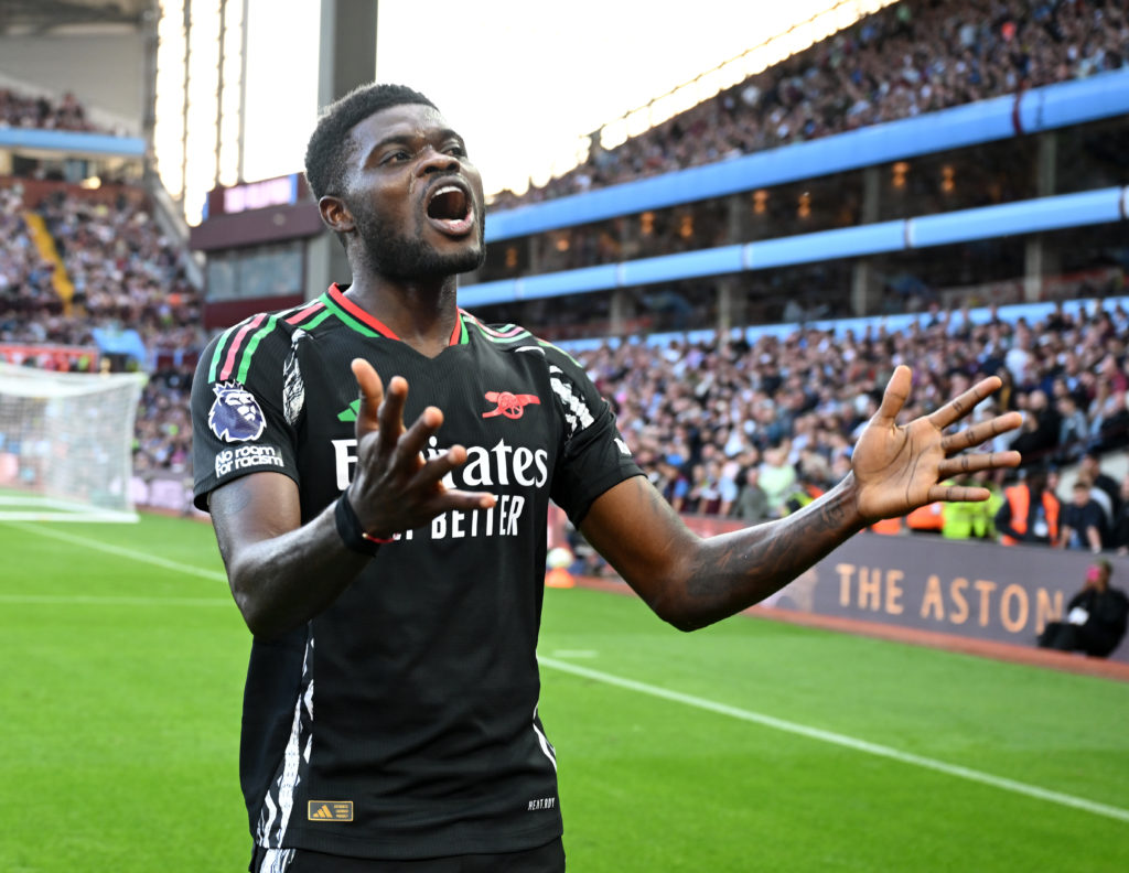 Aston Villa FC v Arsenal FC - Premier League
