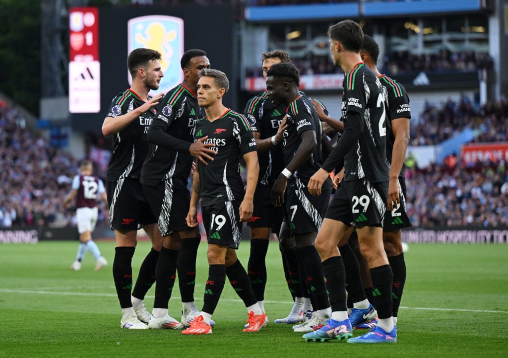 Aston Villa FC v Arsenal FC - Premier League