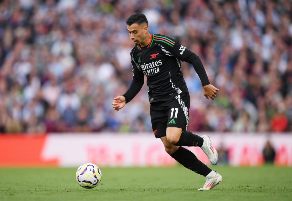 Aston Villa FC v Arsenal FC - Premier League