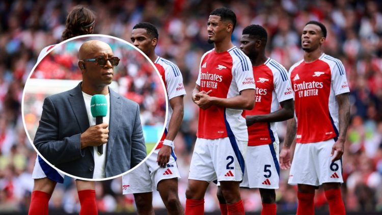 Arsenal's players gather during the English Premier League football match between Arsenal and Brighton and Hove Albion at the Emirates Stadium. Ins...
