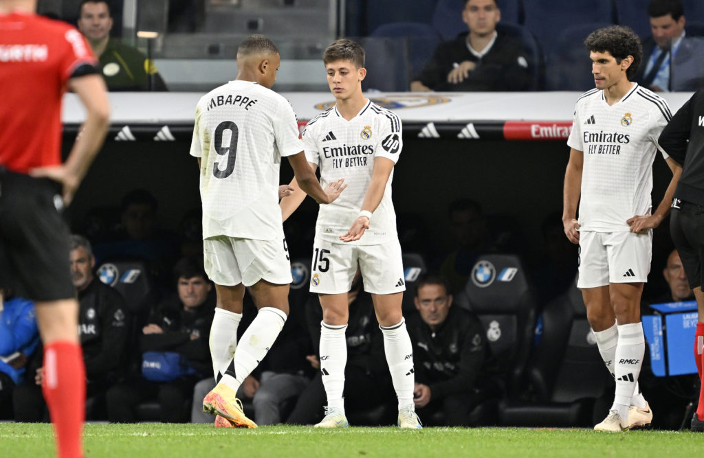 Real Madrid v Deportivo Alaves - La Liga