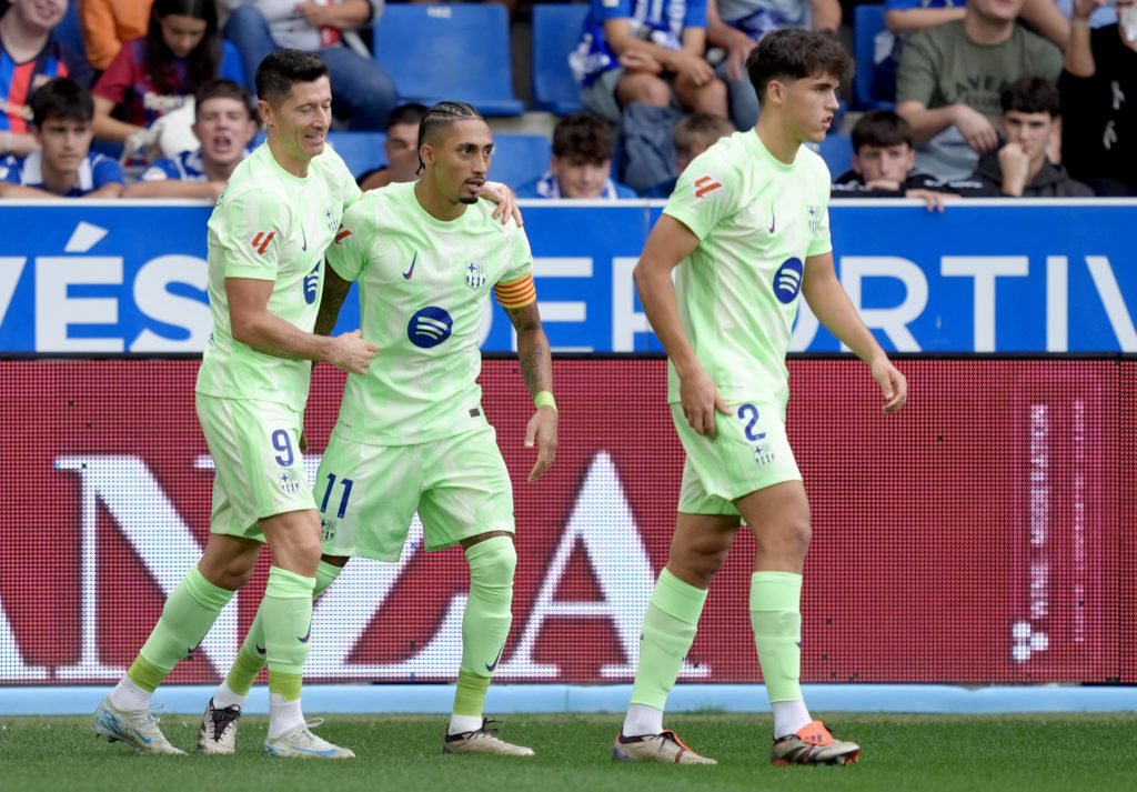 Deportivo Alaves v FC Barcelona - La Liga EA Sports