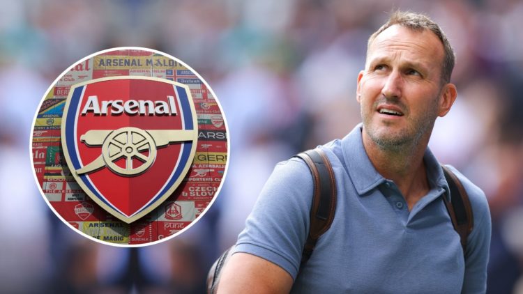 Mark Schwarzer looks on during the Premier League match between Tottenham Hotspur FC and Arsenal FC at Tottenham Hotspur Stadium. Inset, Arsenal ba...