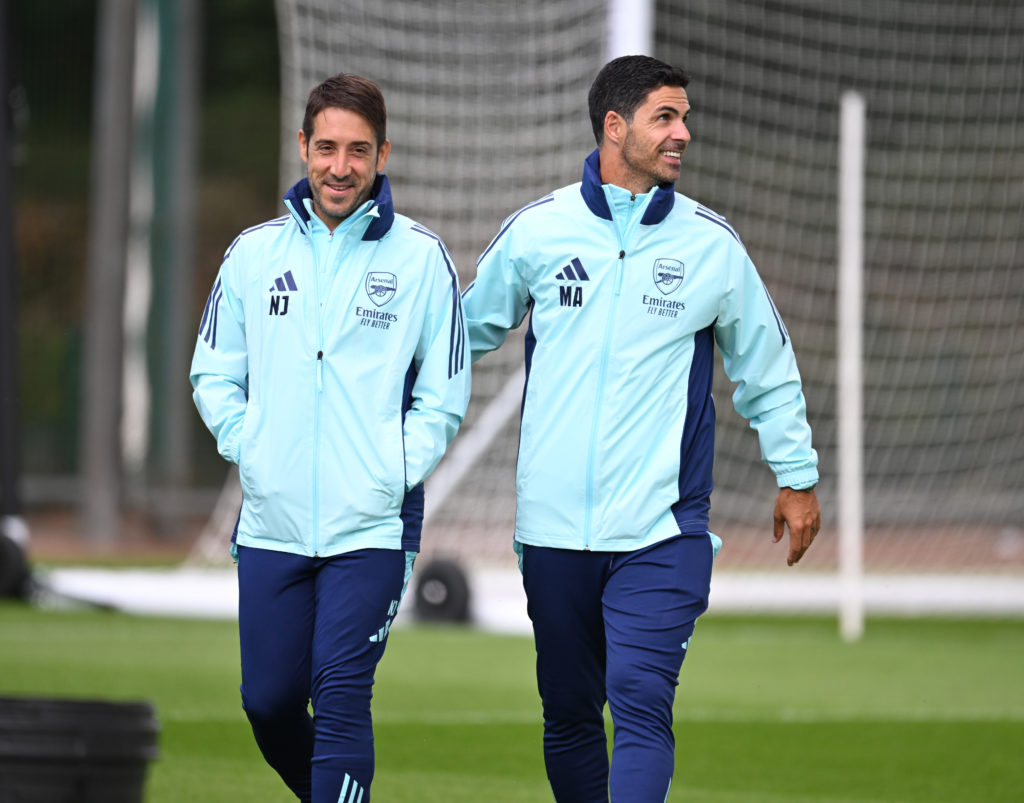 Mikel Arteta and Nicolas Jover walking into an Arsenal Training Session
