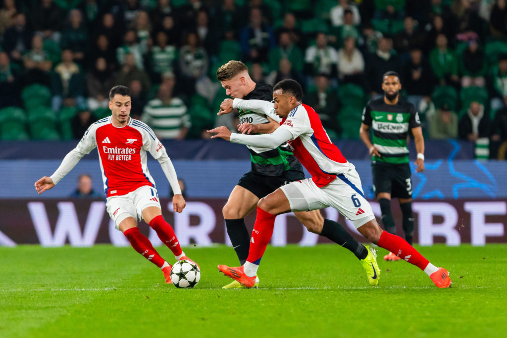 Gabriel Martinelli (L) of Arsenal, Viktor Gyokeres (C) of