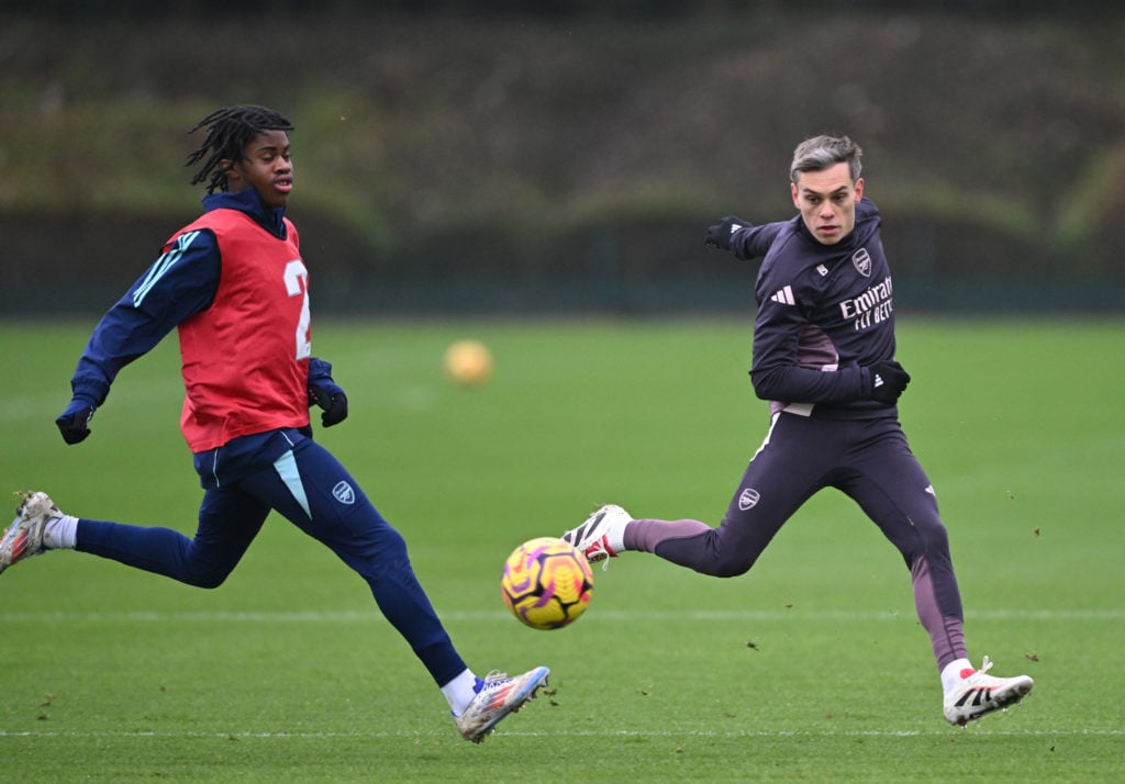 Josh Nicholas and Leandro Trossard during an Arsenal Training Session