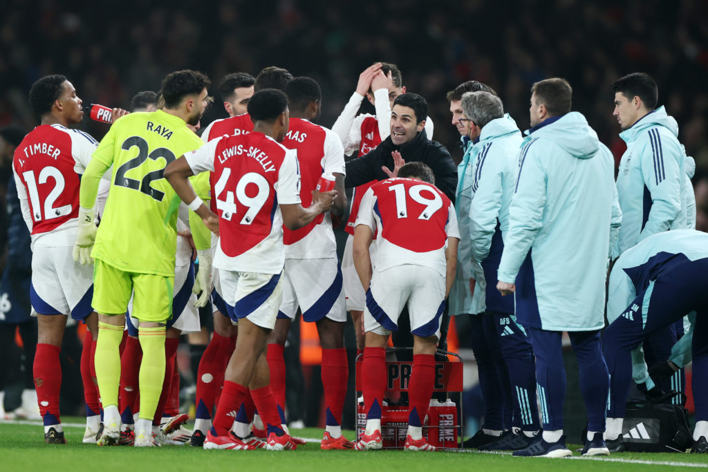 Arsenal FC v Aston Villa FC - Premier League