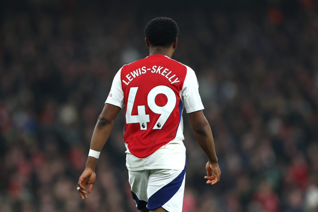 Arsenal FC v Aston Villa FC - Premier League