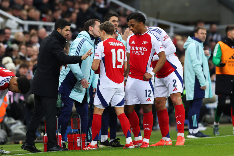Photo by Robbie Jay Barratt - AMA/Newcastle United via Getty Images