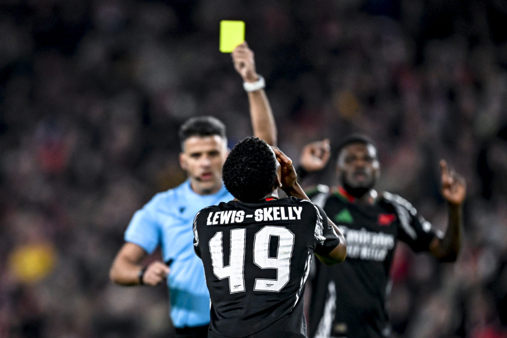 PSV Eindhoven v Arsenal FC - UEFA Champions League 2024/25 Round of 16 First Leg
