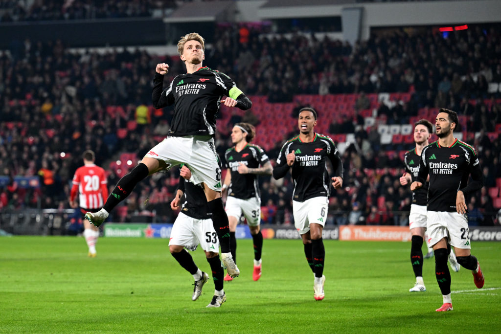 PSV Eindhoven v Arsenal FC - UEFA Champions League 2024/25 Round of 16 First Leg