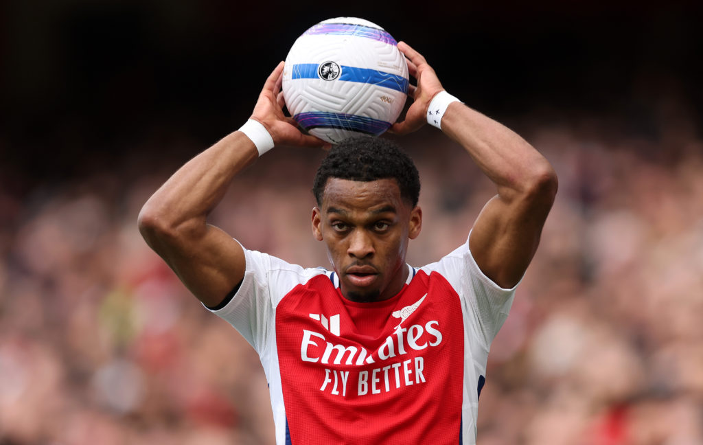 Jurrien Timber taking a throw-in during an Arsenal game