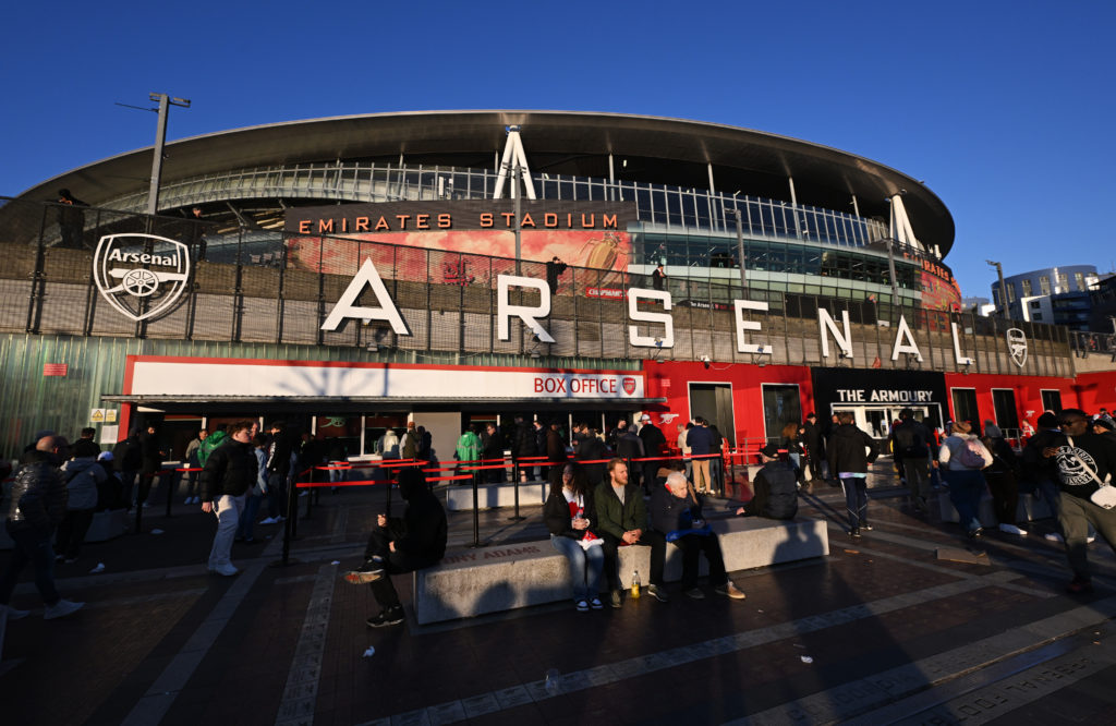Arsenal FC v Fulham FC - Premier League
