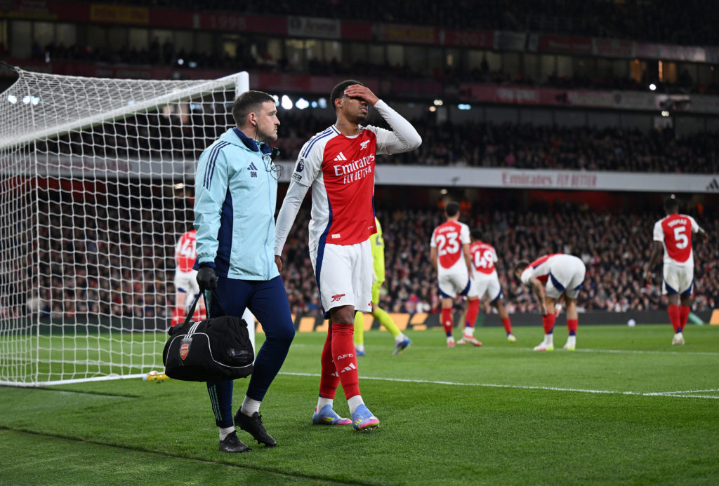 Arsenal FC v Fulham FC - Premier League