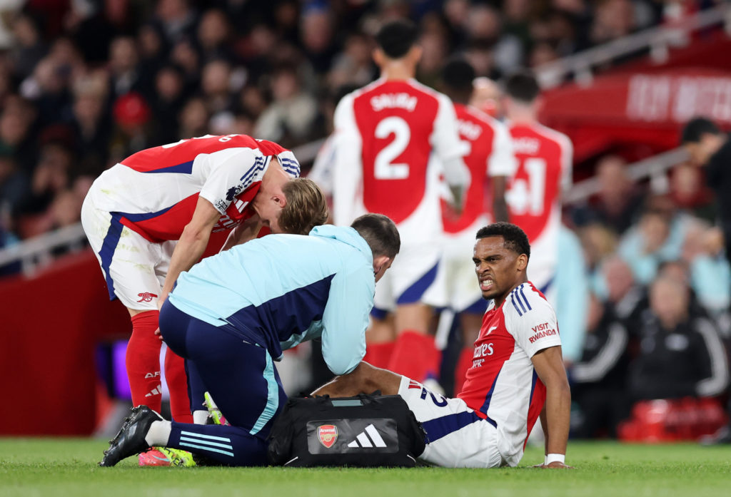 Arsenal FC v Fulham FC - Premier League