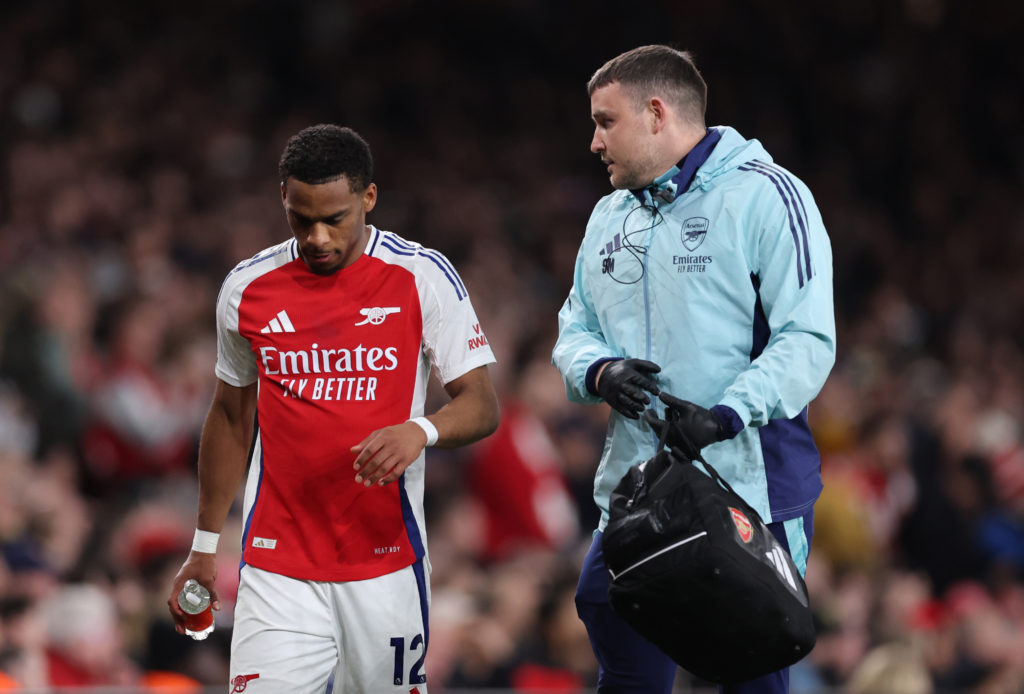 Arsenal FC v Fulham FC - Premier League