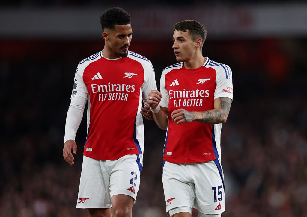 Arsenal FC v Fulham FC - Premier League
