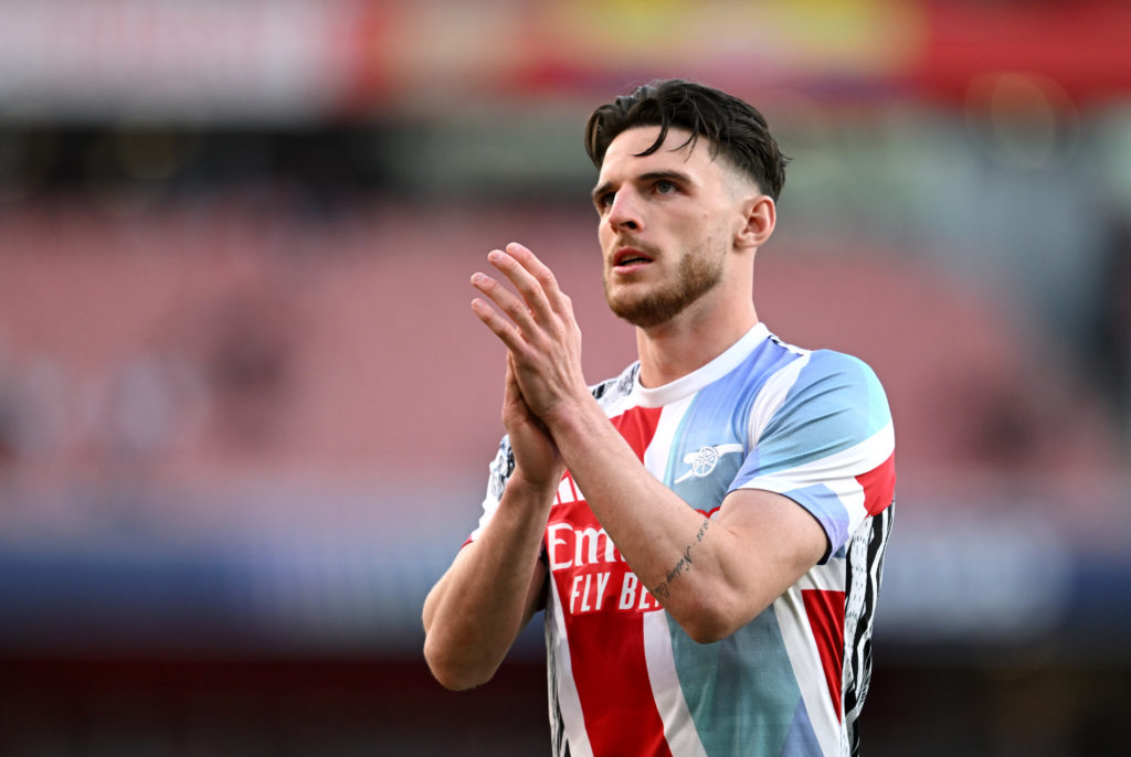 Declan Rice applauds before Arsenal vs PSG
