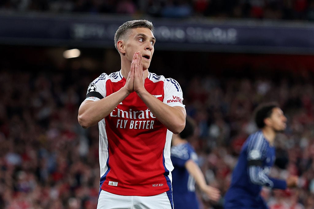 Arsenal FC v Paris Saint-Germain - UEFA Champions League 2024/25 Semi Final First Leg
