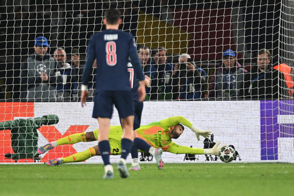 Paris Saint-Germain v Arsenal FC - UEFA Champions League 2024/25 Semi Final Second Leg
