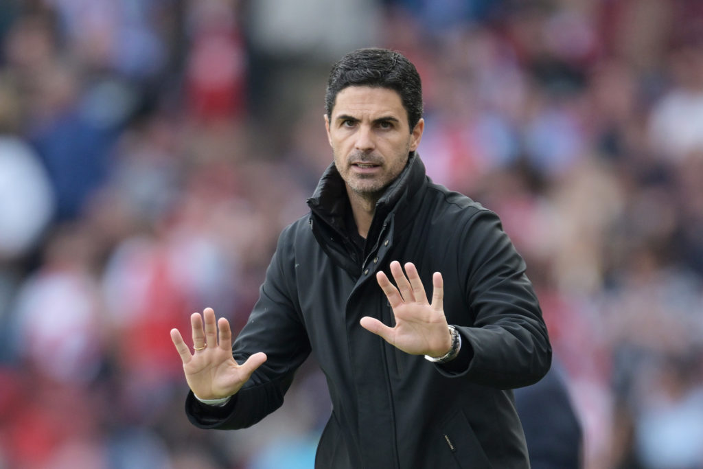 Mikel Arteta gestures during Arsenal vs Newcastle